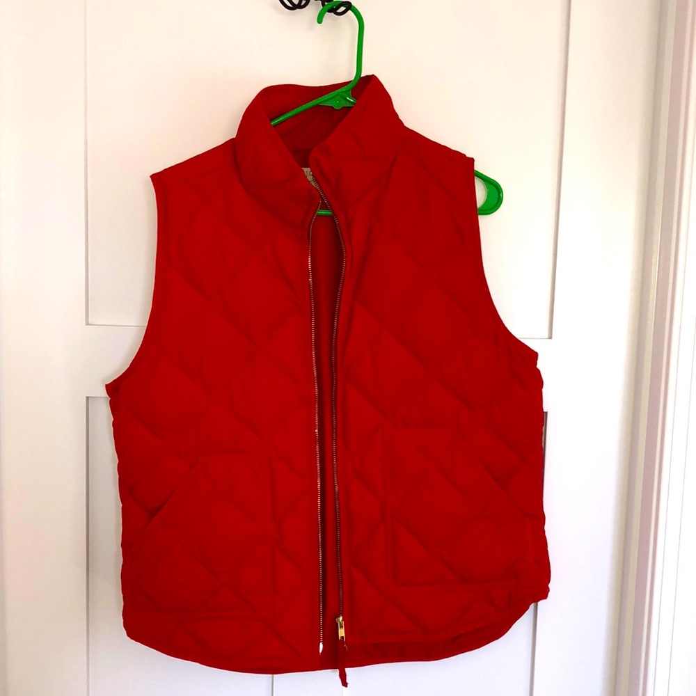Red J crew puffer vest